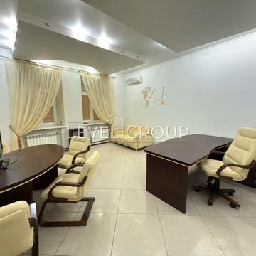 Шовковична вул., 18-Б