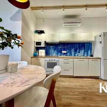 Сімферопольська вул., 2-Л