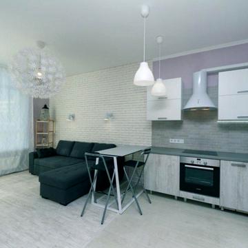 Джона Маккейна вул. (Івана Кудрі), 7