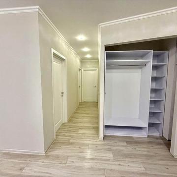 Європейського Союзу просп. (Правди), 43-Б