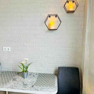 Здається світла та дуже тепла 1-кімнатна в ЖК «Будинок на Щорса»