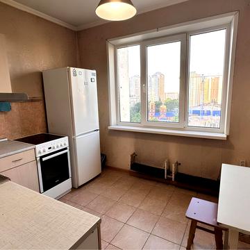 Полярна вул., 8-Г