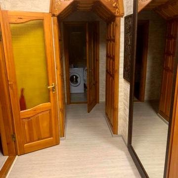 Продаж 2 квартири. Центр.