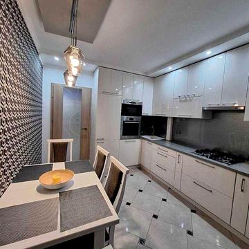 3 к квартира ЖК КАлинова Слобода з авторським ремонтом і коморою ЖК Калинова Слобода