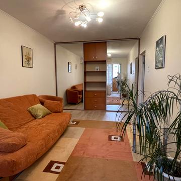 Урлівська вул., 9