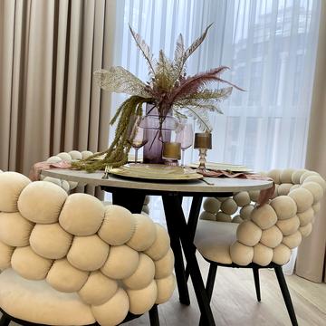 Яблунева вул., (вул. Щаслива, 63)