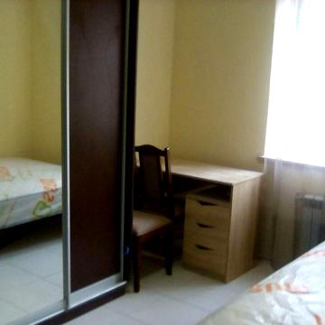 Сдаётся гостинка со своим санузлом метро Левада