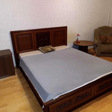 Бакинська вул., 37-Г