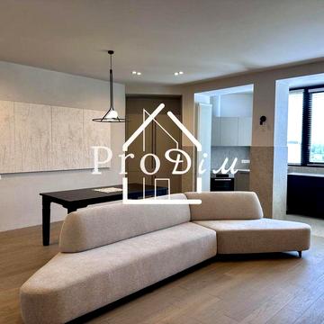 Продаж трикімнатна квартира 127м2 Дмитрівська Центр Київ