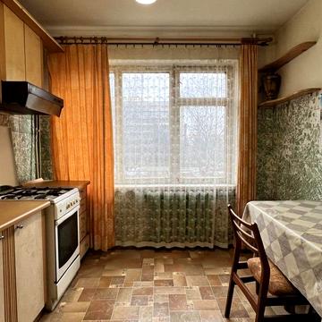 Володимира Великого вул. (Артема), 111