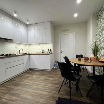 Миколи Пимоненка вул. (), 32