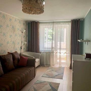 Гімназійна набережна вул. (Червоношкільна набережна), 26