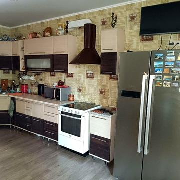 Олександрівська, 40