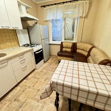 Сімї Глодан вул., 31