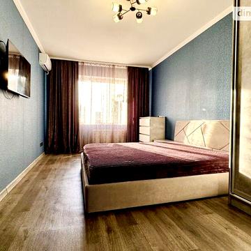 Продаж 1к Квартира Незалежності вулиця