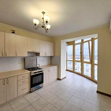 Гната Хоткевича вул., 65/2