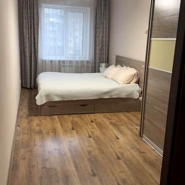 Юності просп., 37