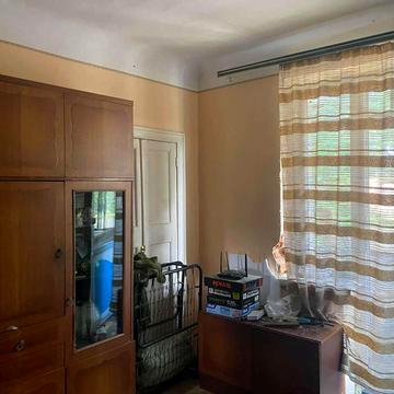 Левандівська вул., 18