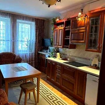 Здається 2 кімнатна квартира на Палладіна