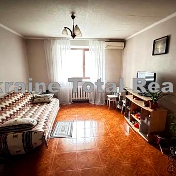 Драгоманова вул., 17