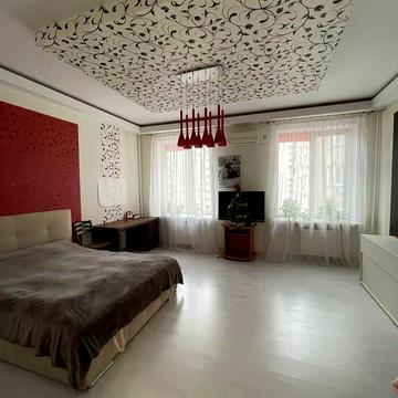 Євгена Чикаленка вул., 59е