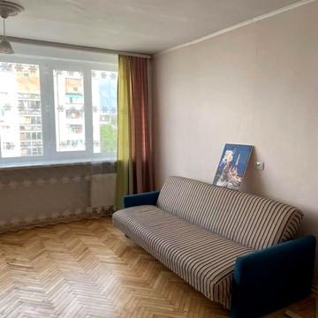 Радість вул., 24