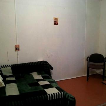 Будівельна вул., 15