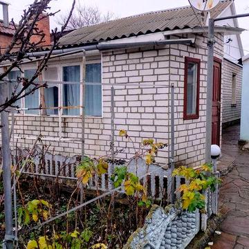 Продам часть дома. Роганский жилмассив.