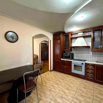 Ахматової Анни продаж 3к 110м метро Осокорки, Позняки Дарницький