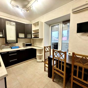 Соборна вул., 1-Г к1