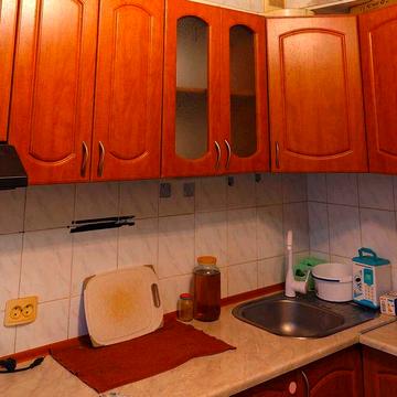 Продам 2 к. квартиру, ул. Владислава Зубенка