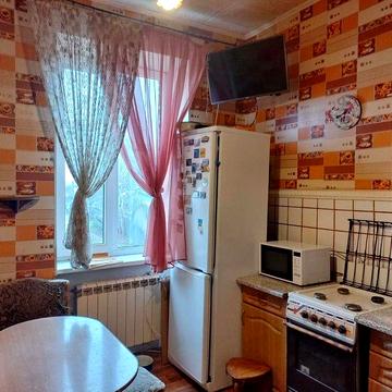 В центре Чугуева продам 2х ком. квартиру