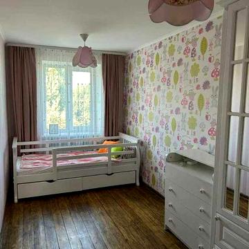 Продам з ремонтом 3к квартиру вул Січових Стрільців