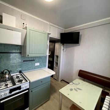 Верховної Ради бульв., 25-А