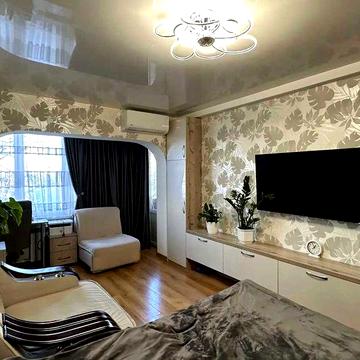 2к квартира з гарним ремонтом на Преображенській