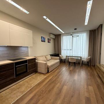 Ділова вул. (Димитрова), 1/2