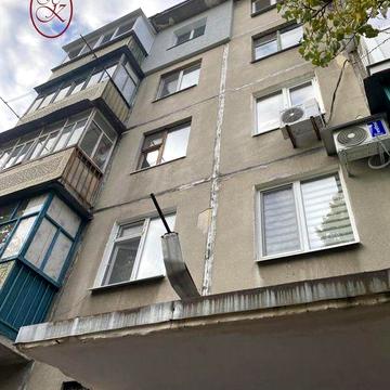 Гарна пропозиція/Продаж / 2-х кімнатна Квартира/ центр