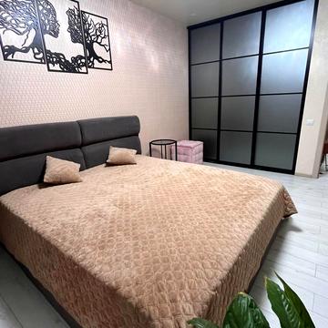 Джерельна вул., 4