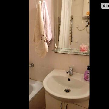 Довгострокова оренда 1к Квартира Лялі Ратушної вулиця