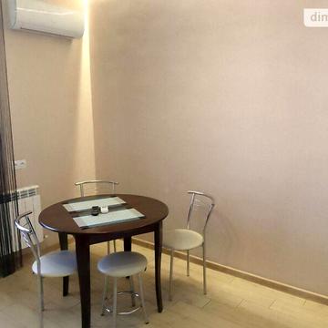 Довгострокова оренда 2к Квартира Раковського вулиця