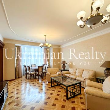 Ірининська вул., 5/24