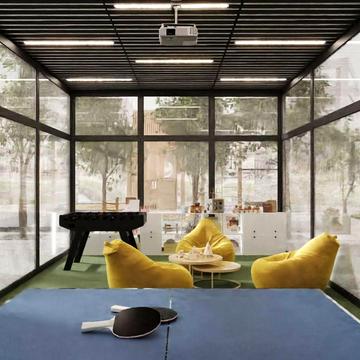 Героїв Крут вул., (Будинок)