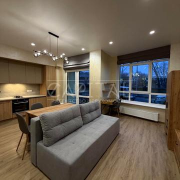 Дубищанська вул., 5