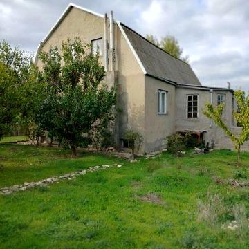 Продаж будинку з видом на річку