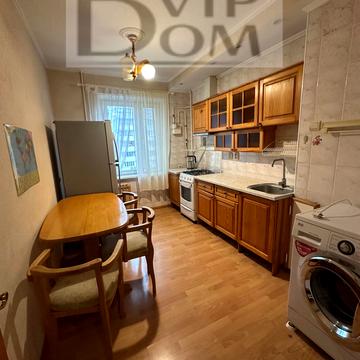 Незалежності вул., 19