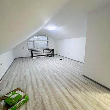 Продаж 2-кімнатної квартири + кухня-студія в центр. частині м.Берегове