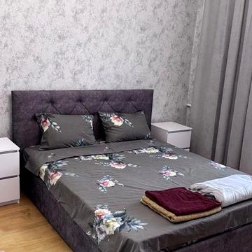 Лесі Українки просп. (Гагаріна), 13