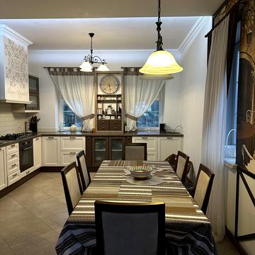 Авіаційна вул., 40