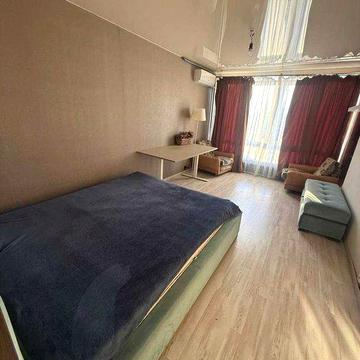 Сдам шикарную 1 комнатную ремонт м.Черниговская пешком Малышка 25