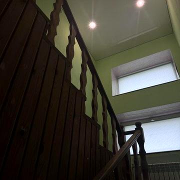 Продам двохповерхову квартиру